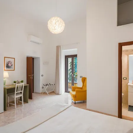 Domus Angriae - Boutique Appartamento Angri